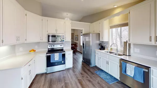 10510 Redwood ST NW, Coon Rapids, MN 55433