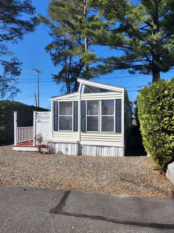 308 State Route 286 Route #21, Seabrook, NH 03874