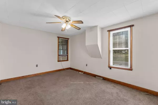 10501 BOWER AVE, Williamsport, MD 21795