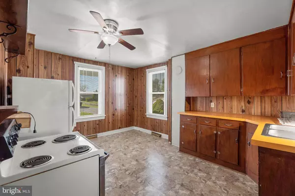 10501 BOWER AVE, Williamsport, MD 21795