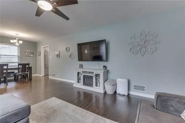 5443 E 13TH ST, Indianapolis, IN 46219