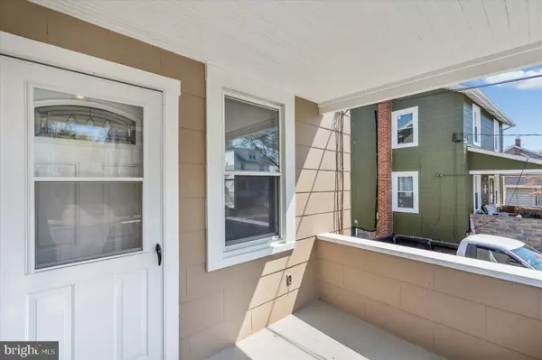 1302 POPLAR, Arbutus, MD 21227