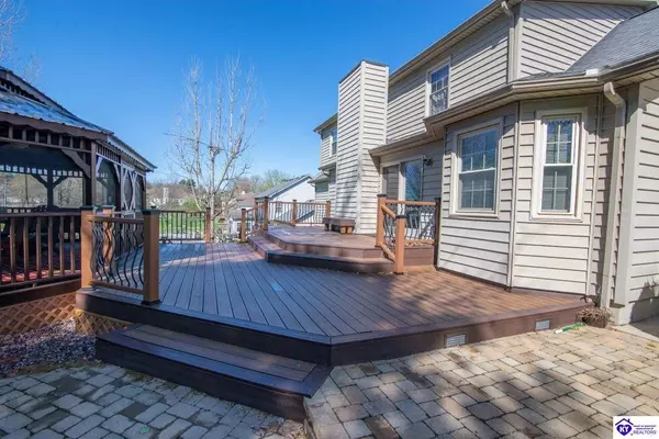 105 North Pointe Drive, Elizabethtown, KY 42701