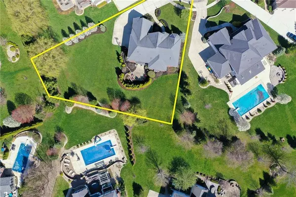 14251 Kingdom CT, Fishers, IN 46040