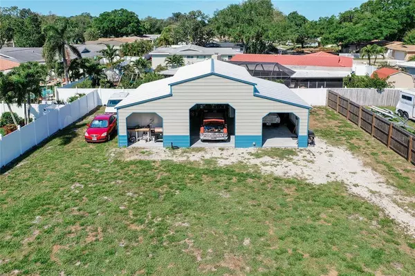 8950 131ST ST, Seminole, FL 33776