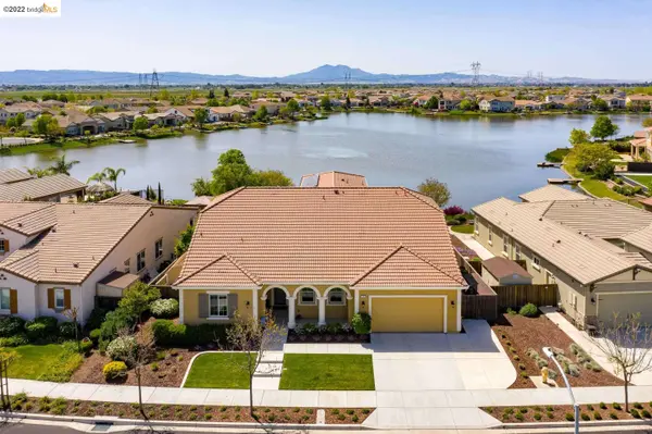 724 Kineo Ct, Oakley, CA 94561