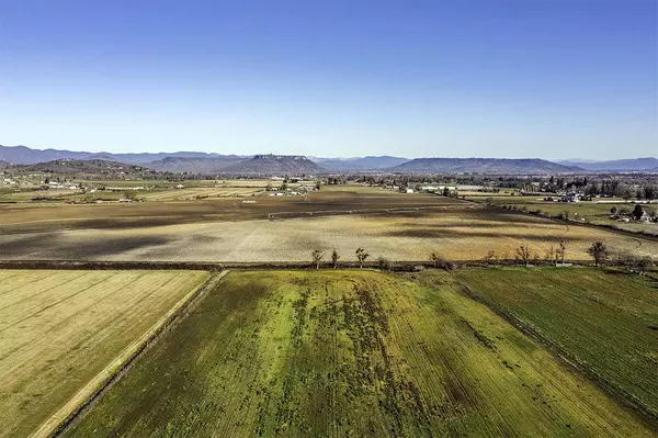 2982 Taylor RD, Central Point, OR 97502