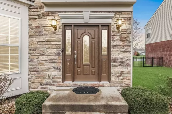 324 Entrance Hall View, Greenwood, IN 46142