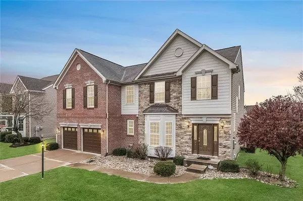 324 Entrance Hall View, Greenwood, IN 46142