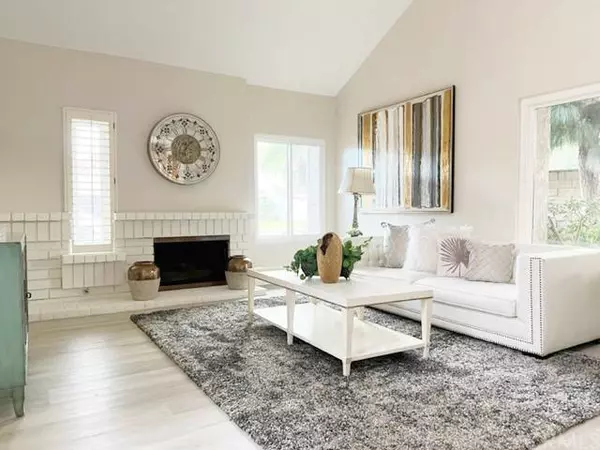 13 Alba W, Irvine, CA 92620