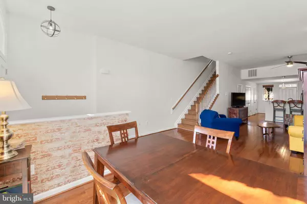 2222 N CALVERT ST, Baltimore, MD 21218