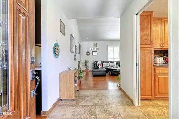 1134 Paquita ST, Camarillo, CA 93012