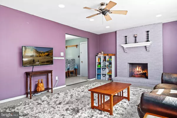 3026 TREMONT AVE, Egg Harbor Township, NJ 08234