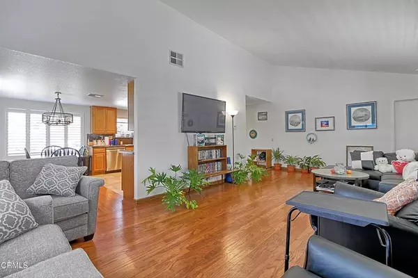 1134 Paquita ST, Camarillo, CA 93012