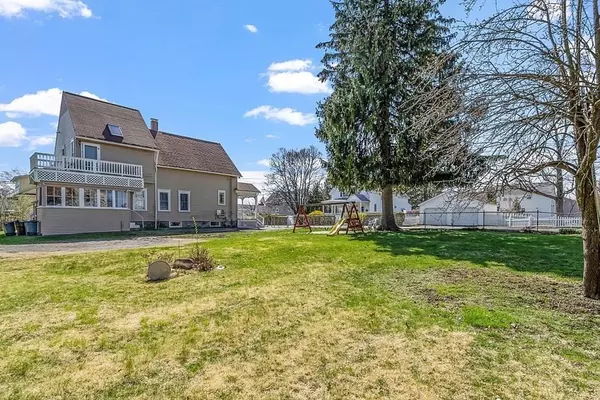 5 Ashford St, Methuen, MA 01844