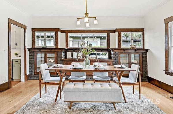 2306 W Woodlawn Ave, Boise, ID 83702