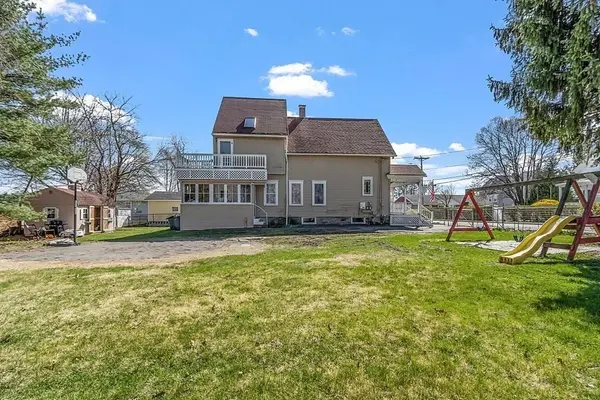 5 Ashford St, Methuen, MA 01844