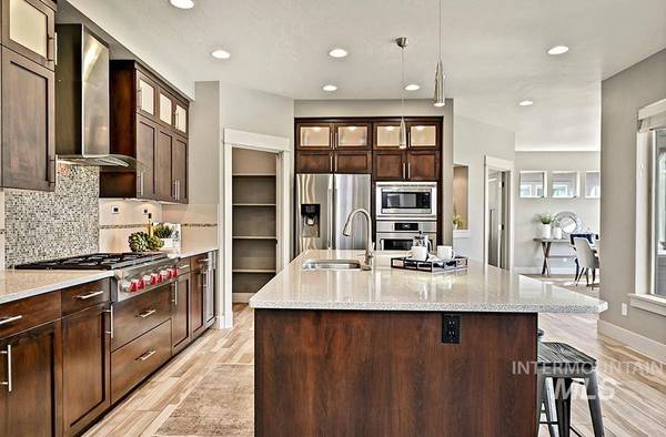 1087 E Opus St, Boise, ID 83716