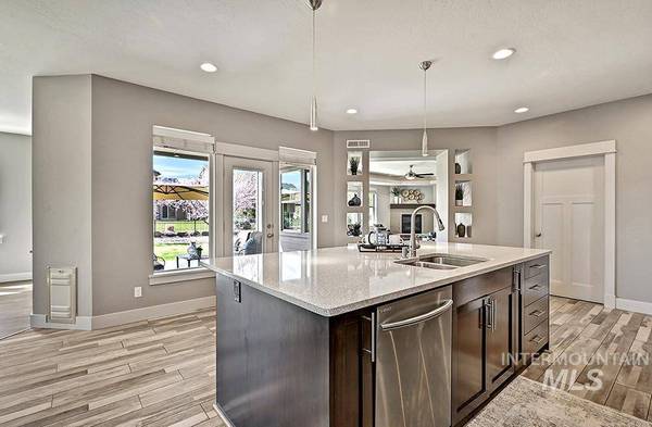 1087 E Opus St, Boise, ID 83716