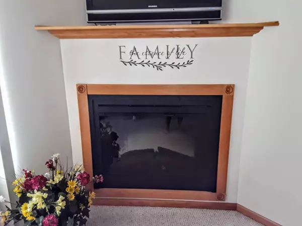 2140 Cleveland WAY S, Cambridge, MN 55008