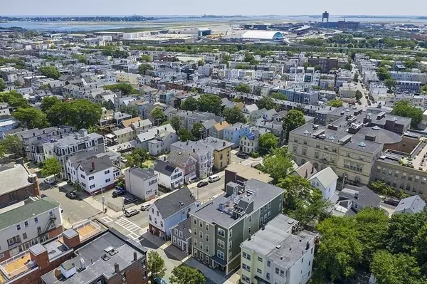 85 Lexington St #2, Boston, MA 02128