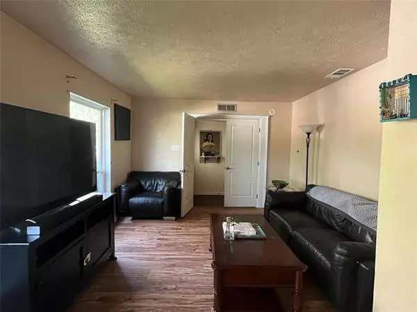 5117 Aberdean Trail, Grand Prairie, TX 75052