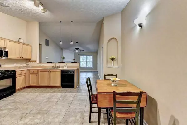 3241 Cooper Woods DR, Loganville, GA 30052