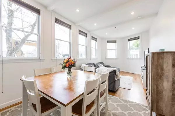 33 Summer St #2, Somerville, MA 02143