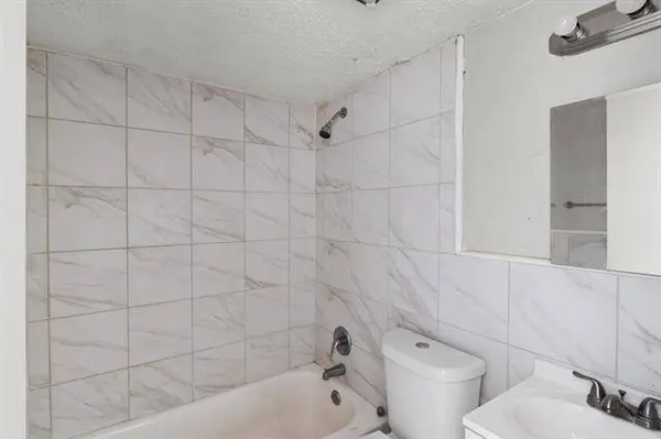 3910 Polly Street, Dallas, TX 75210