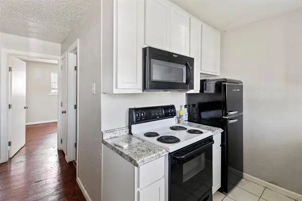 3910 Polly Street, Dallas, TX 75210