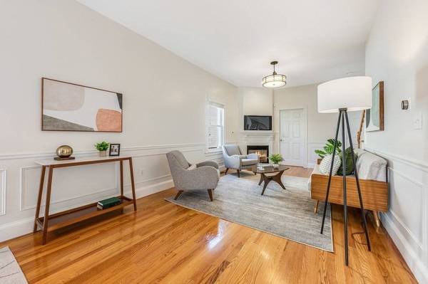 14 Granite #B, Somerville, MA 02143