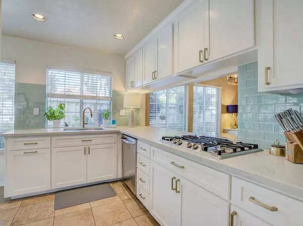 101 Eagle Creek CT, Folsom, CA 95630