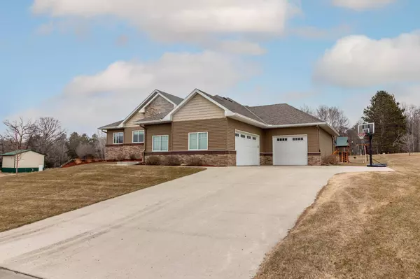 355 Alaina PL NE, Sauk Rapids, MN 56379