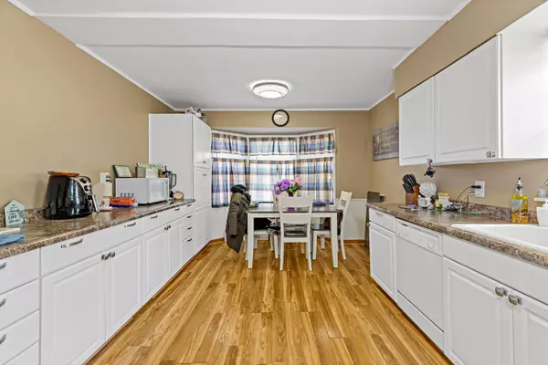 17916 Walter ST, Lansing, IL 60438