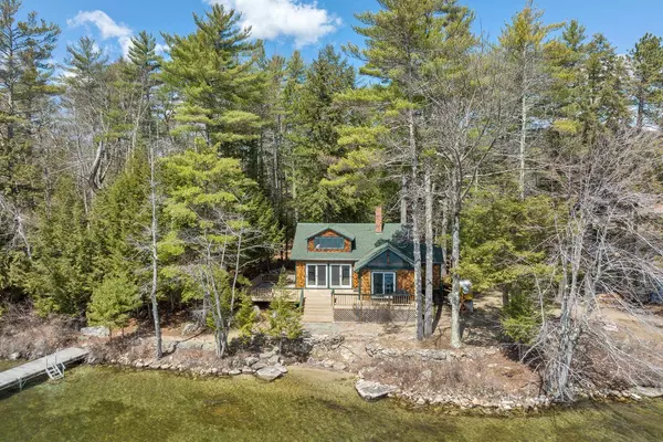 2 Hermit IS, Moultonborough, NH 03254