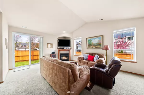 21617 104th Street Ct E, Bonney Lake, WA 98391