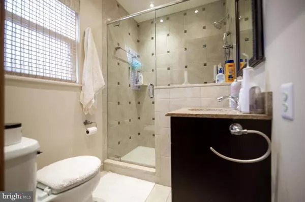 39 EGG HARBOR RD, Berlin, NJ 08009