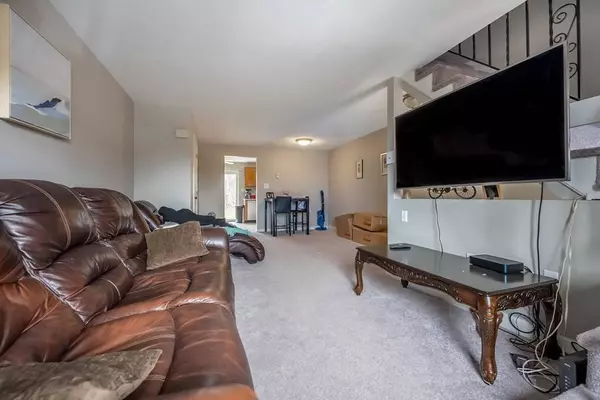 43 Sterling Ln #43, Haverhill, MA 01835