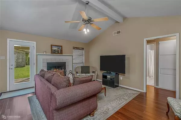 4727 Longstreet Place, Bossier City, LA 71112