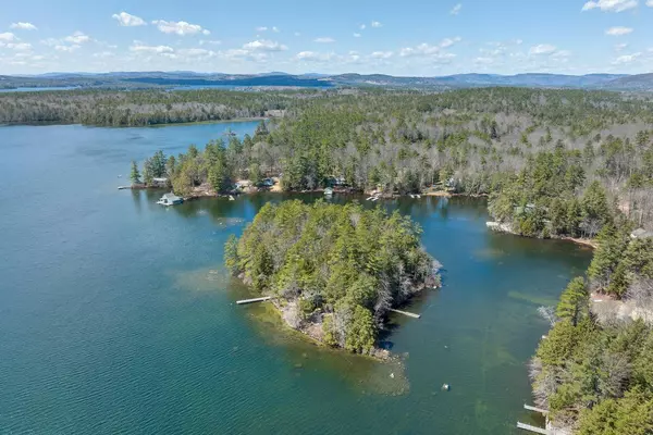 2 Hermit IS, Moultonborough, NH 03254