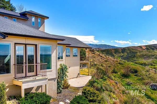 4444 N Ginzel St, Boise, ID 83703