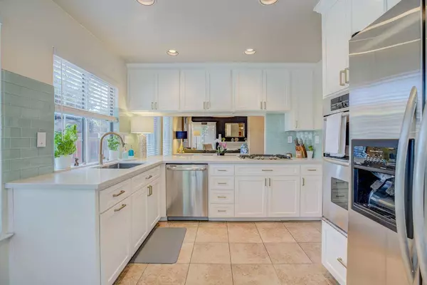 101 Eagle Creek CT, Folsom, CA 95630