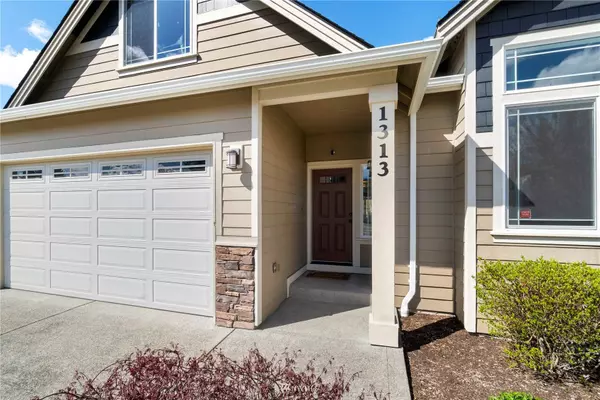 1313 10th AVE SE, Puyallup, WA 98372