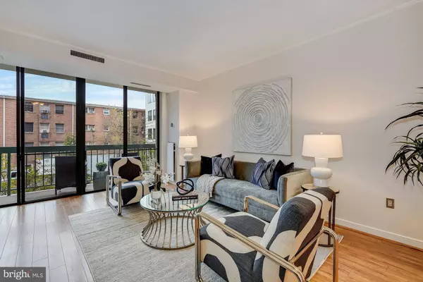 955 26TH ST NW #305, Washington, DC 20037