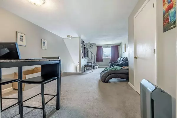 43 Sterling Ln #43, Haverhill, MA 01835