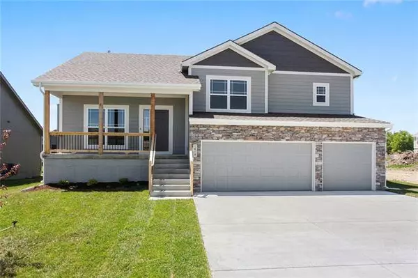 2321 NE Colonnade AVE, Blue Springs, MO 64029