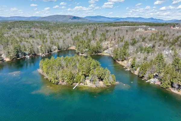 2 Hermit IS, Moultonborough, NH 03254