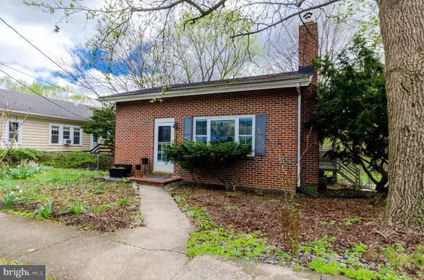 207 N PRINCESS ST, Shepherdstown, WV 25443