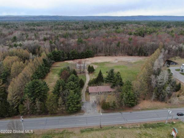 4292 NYS RT 50, Wilton, NY 12866