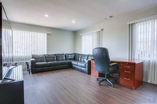 3730 Kingsley Street, San Diego, CA 92106